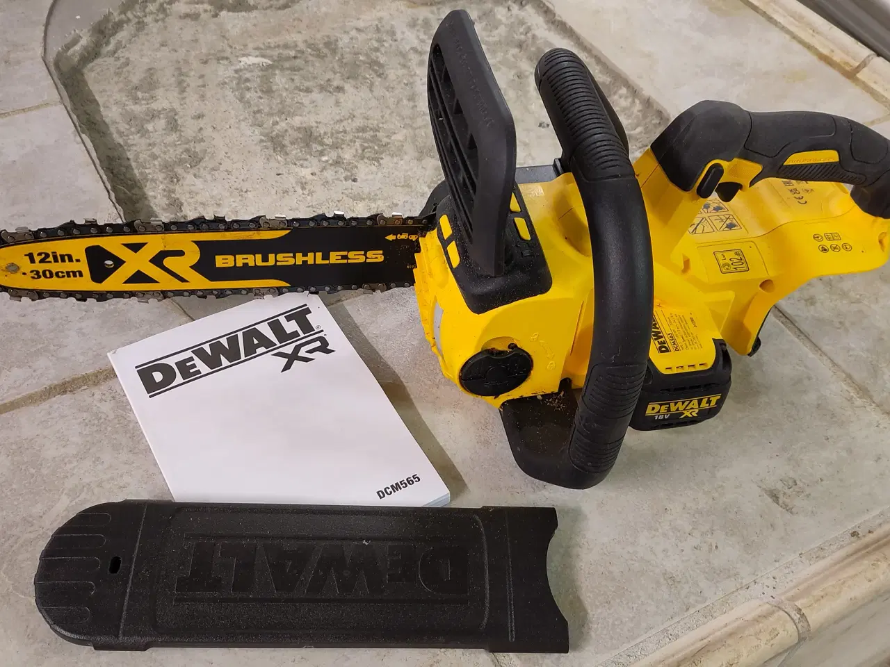 Billede 2 - El-motorsav Dewalt DCM565