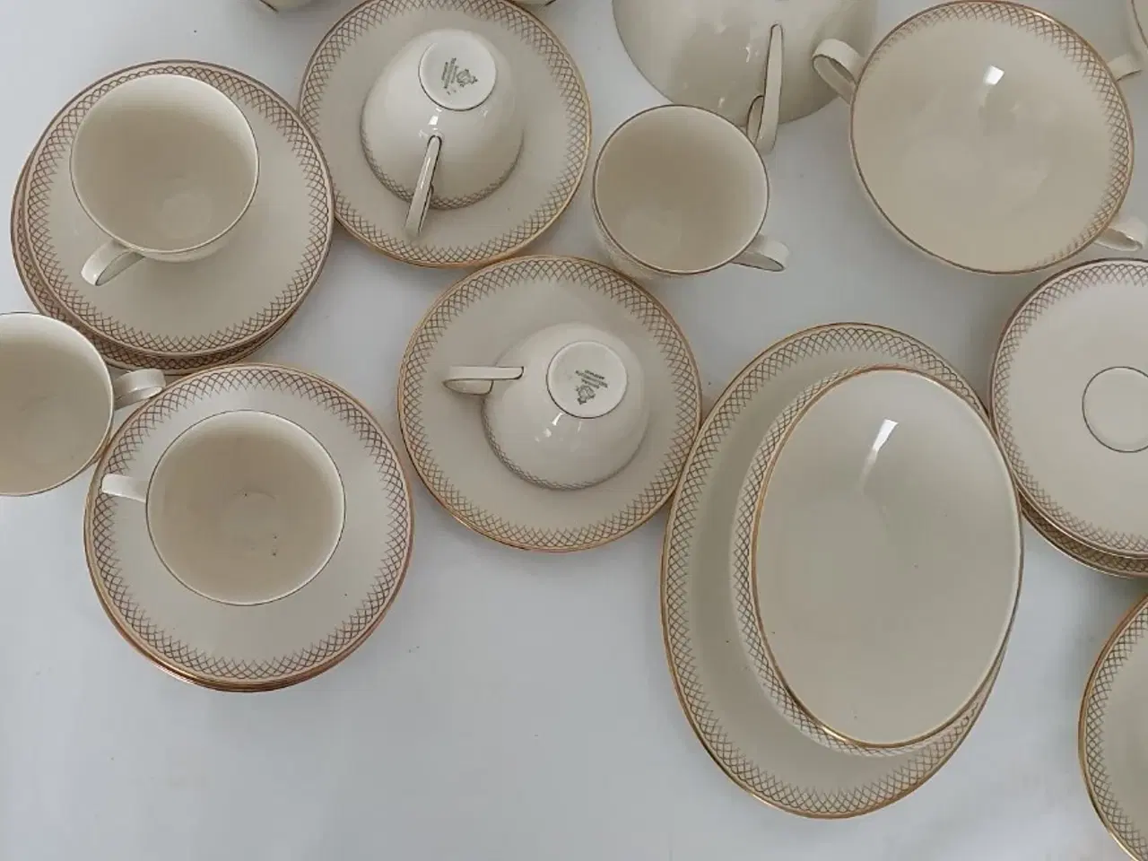 Billede 2 - Porcelæn service	
