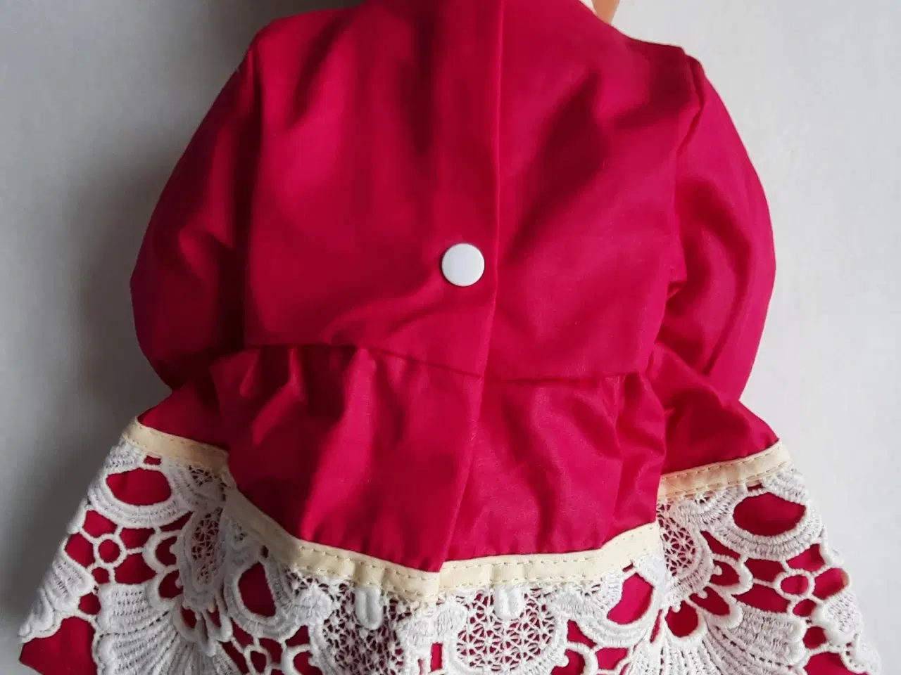 Billede 3 - Babyborn, kjole med Enhjørning, m.fl. bluse m.m.