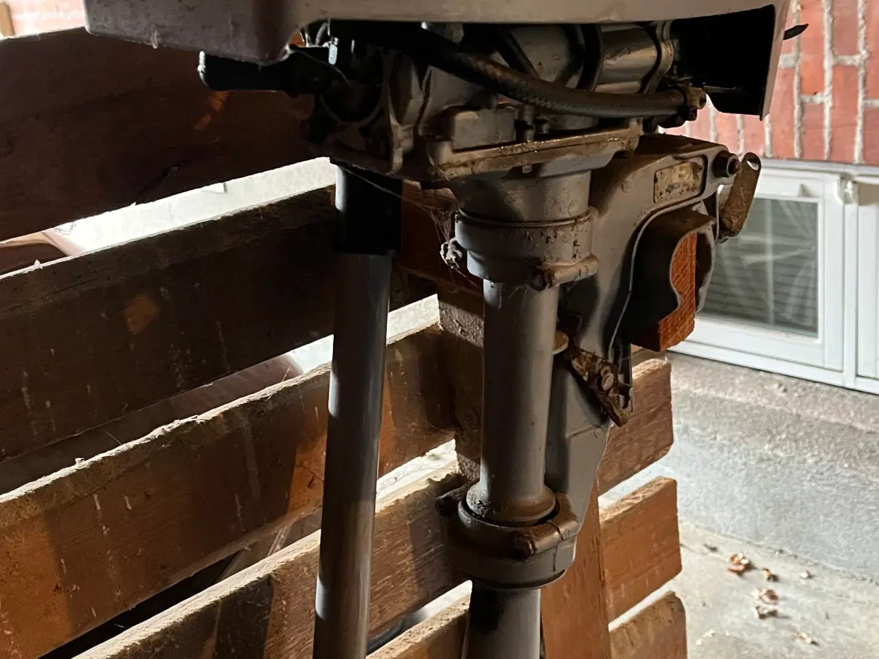 Billede 1 - Lille Evinrude bådmotor (2 HK)