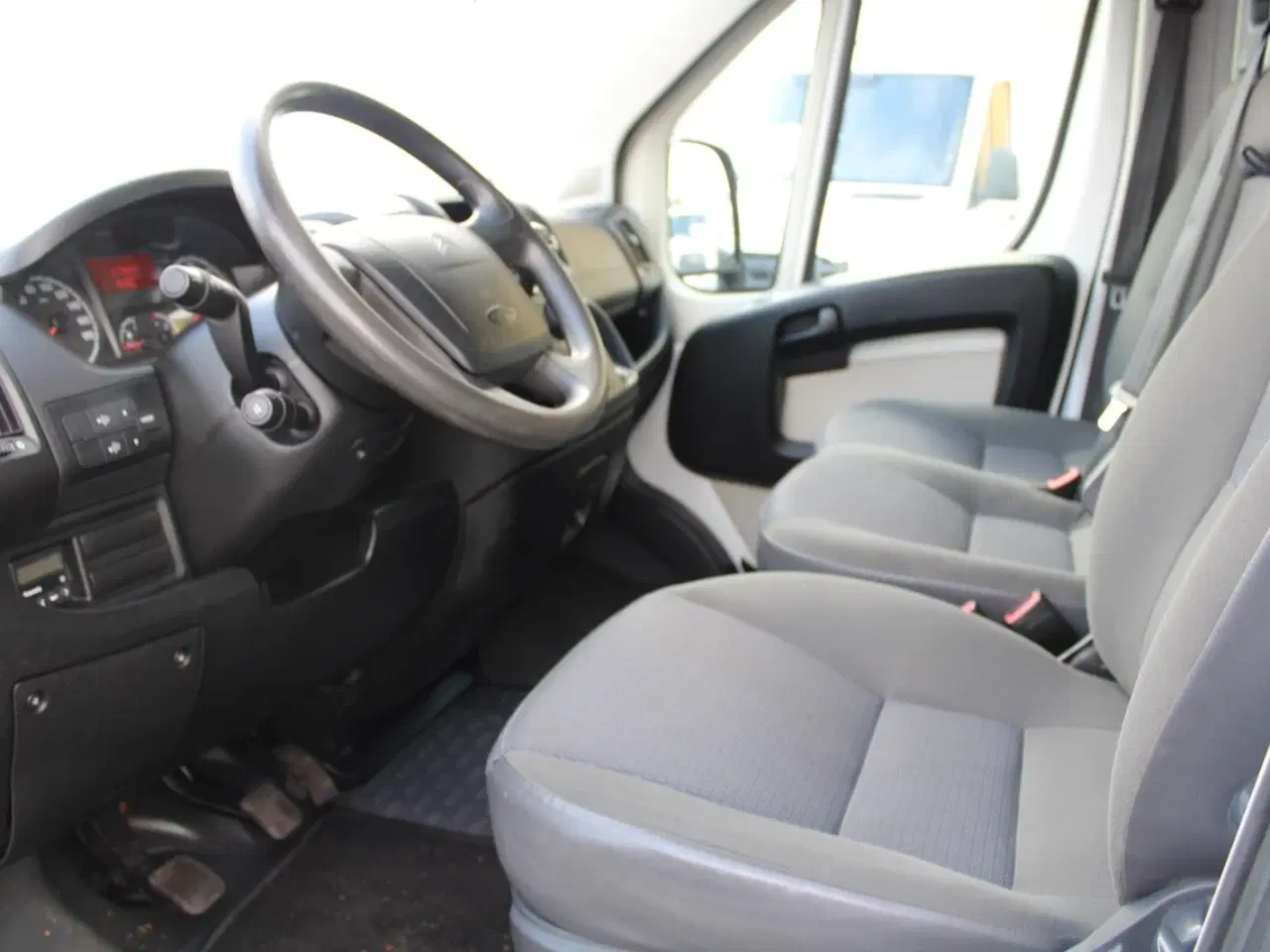 Billede 3 - Citroën Jumper 30 2,2 HDi 130 Kasse-/Mandskabsvogn