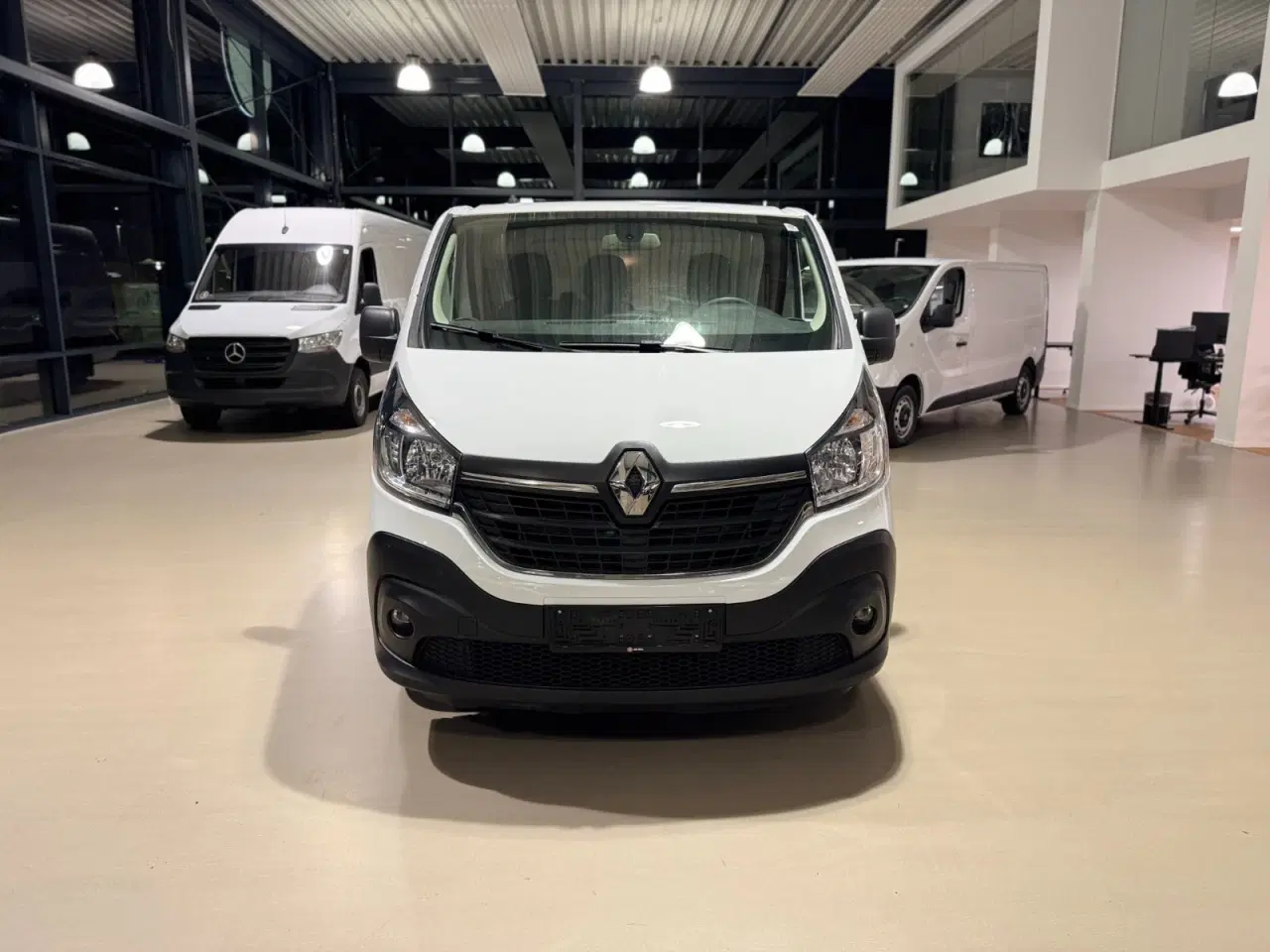 Billede 2 - Renault Trafic T29 2,0 dCi 145 L2H1