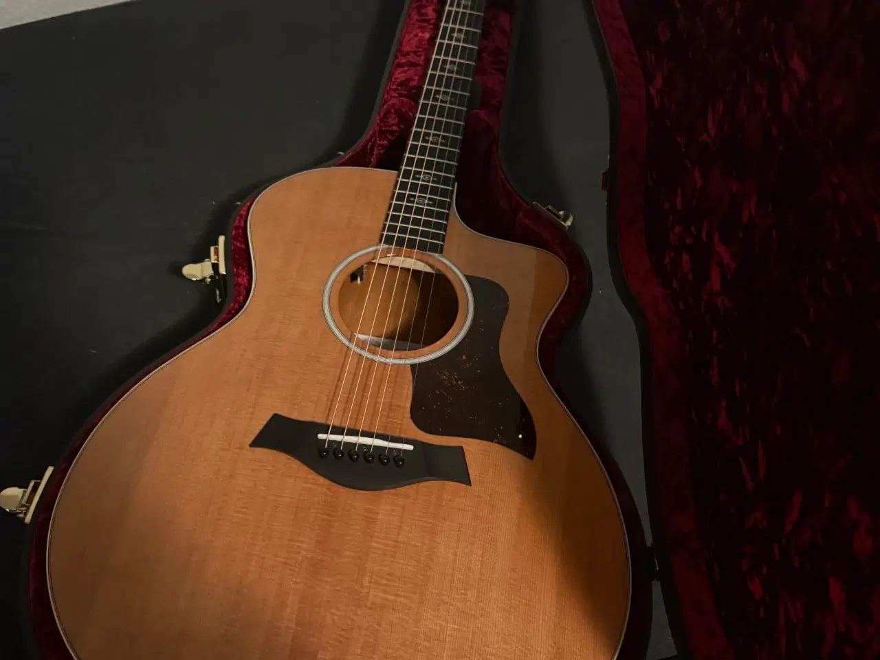 Billede 3 - Taylor 214ce-K DLX og capo