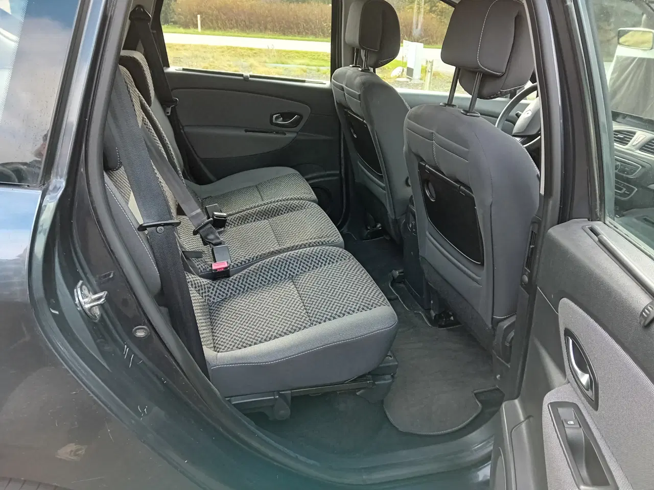 Billede 6 - Synet Renault Scenic 1,9 DCi 130 7 pers.