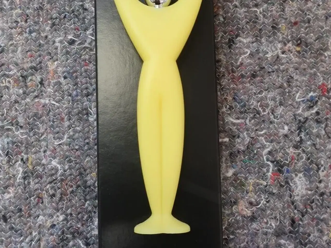 Billede 1 - Grøntsagsskræller BUGATTI GYM YELLOW