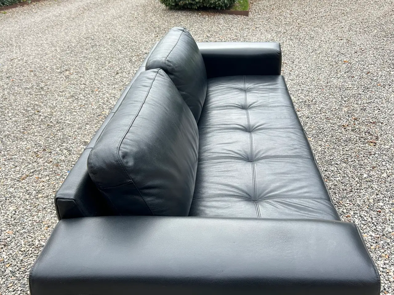 Billede 5 - Super lækker sort 3. pers læder sofa