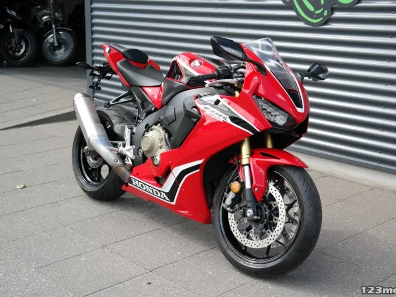 Billede 2 - Honda CBR 1000 RR Fireblade MC-SYD       BYTTER GERNE
