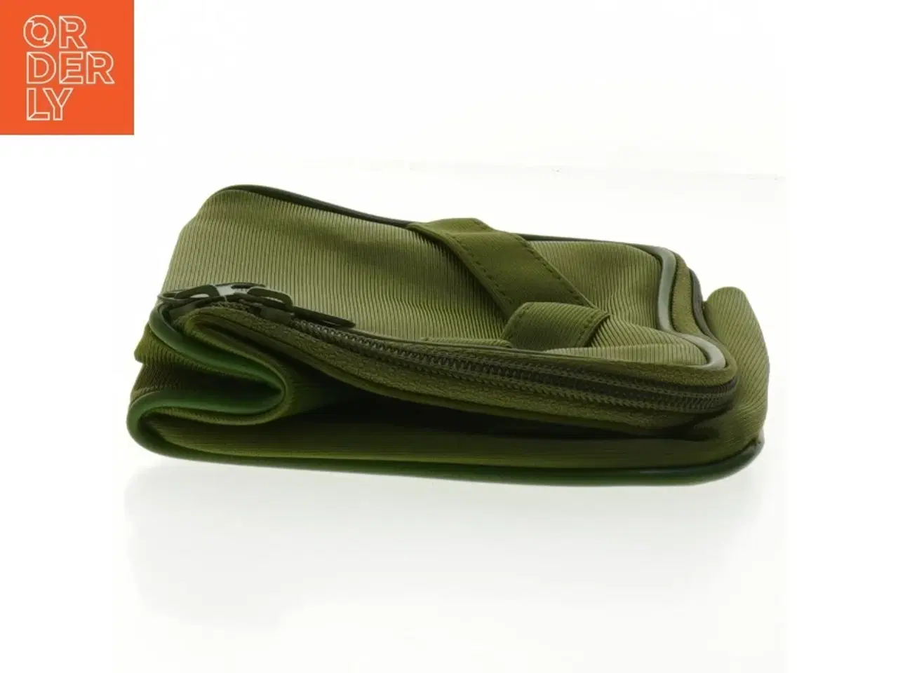 Billede 2 - Grøn toilet taske (str. 19x15 cm)