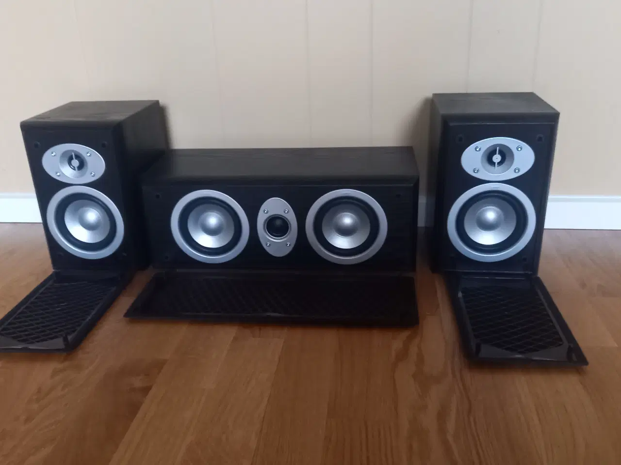 Billede 1 - Jamo E3 Højttalersæt