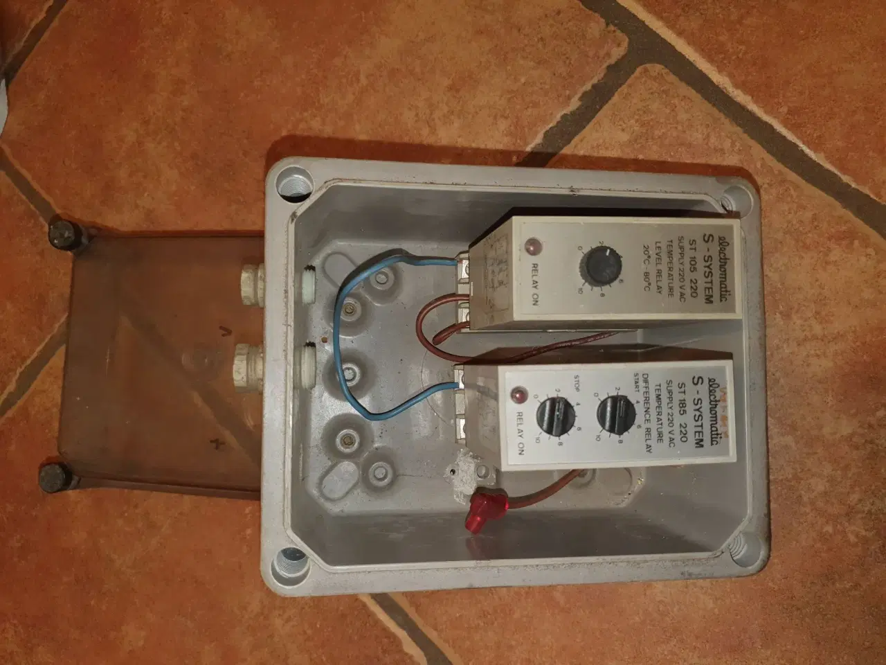 Billede 3 - Elmåler og termostatstyring