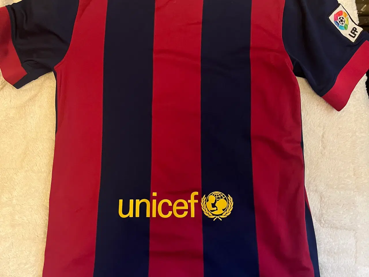 Billede 2 - Fodboldtrøje fra FCB. 