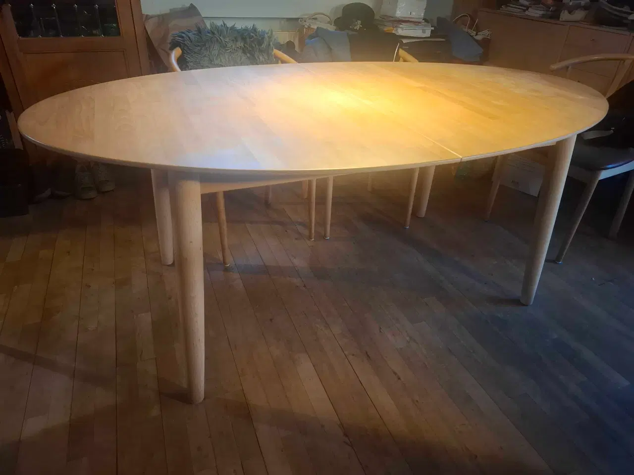 Billede 3 - Spisebord, sæbebehandlet bøg