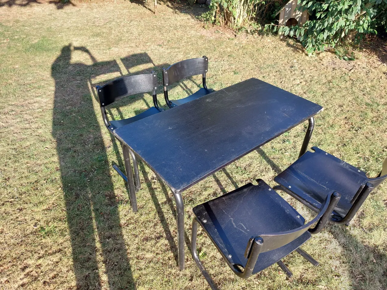 Billede 1 - Spisebord og 4 stole 