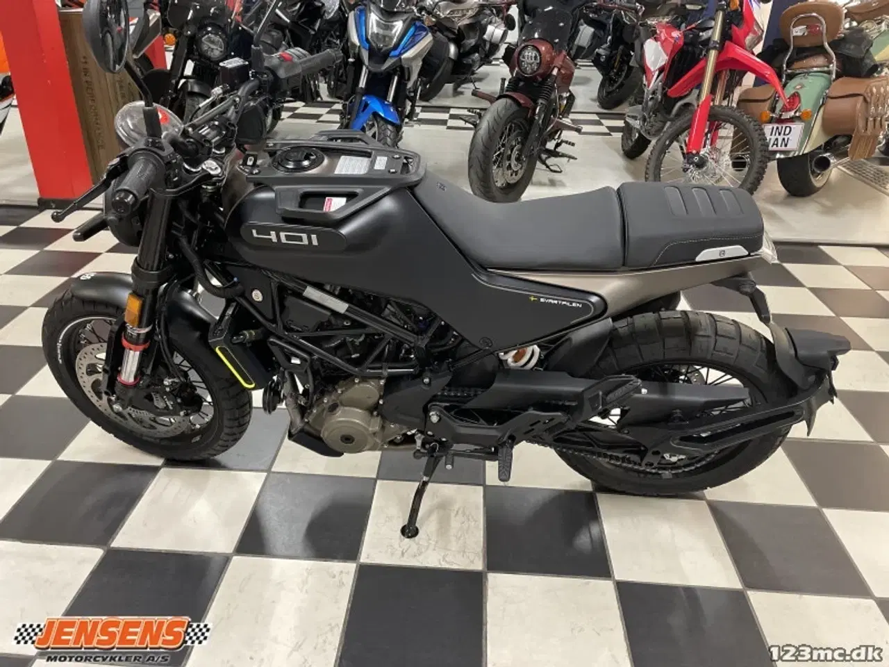 Billede 4 - Husqvarna Svartpilen 401