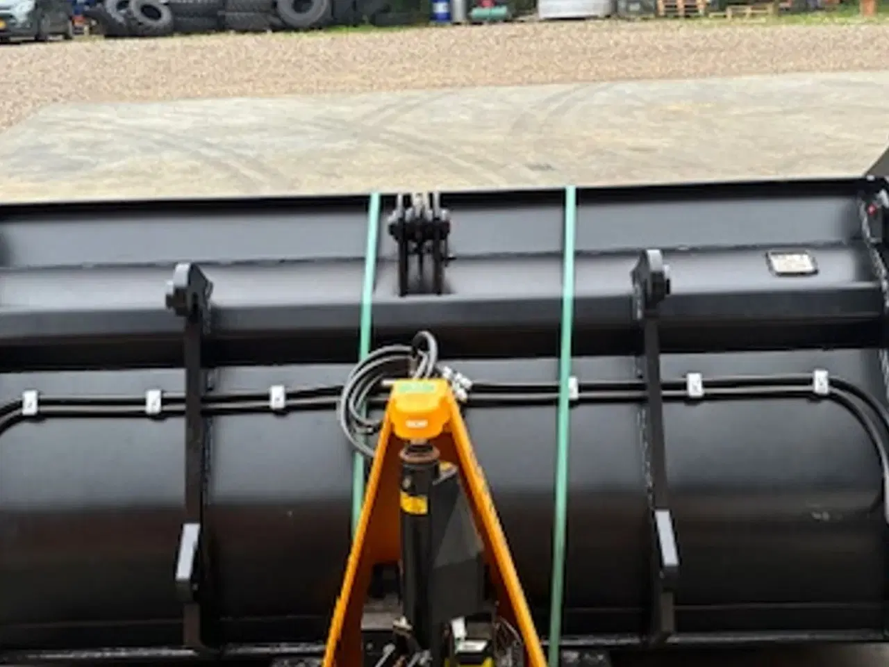 Billede 3 - JST S overfaldsskovl m/skårne tænder