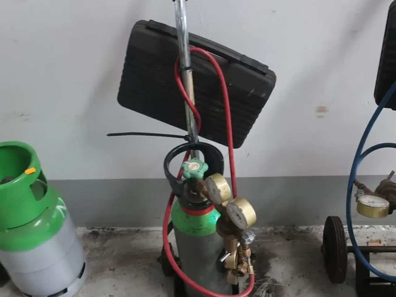 Billede 1 - Flaskevogn samt gasflaske