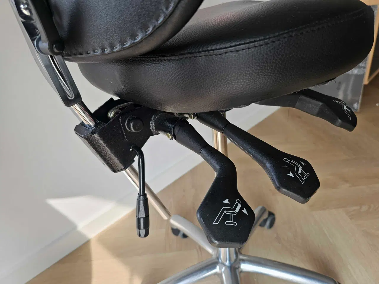 Billede 4 - Klinik behandler stol