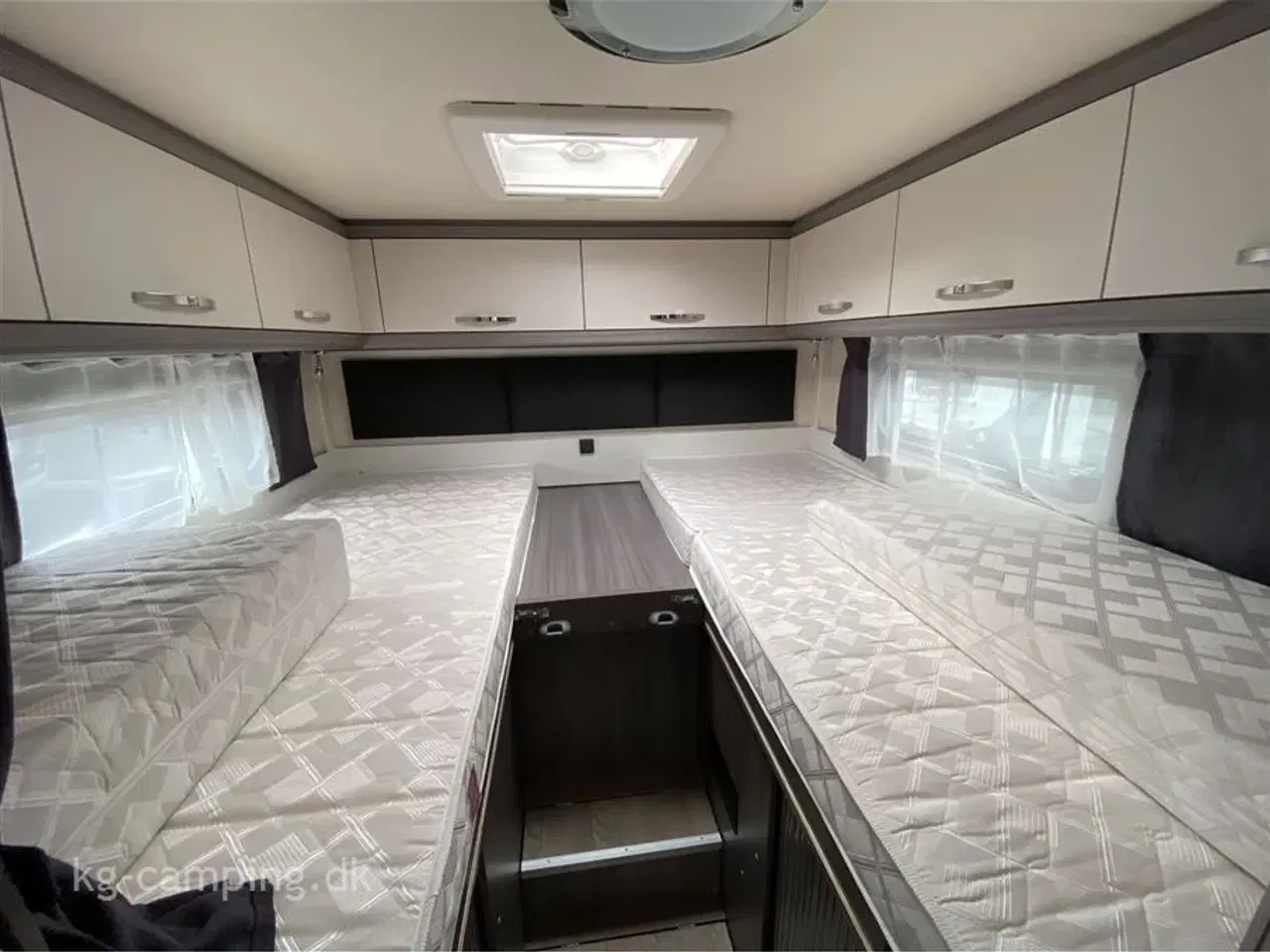 Billede 10 - 2022 - Hobby Ontour Edition V65   MEGET velholdt Hobby autocamper med kun 20.000 km. på tælleren