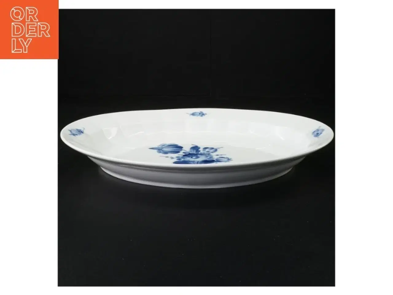 Billede 1 - Royal Copenhagen, Blå blomst serveringsfad fra Royal Copenhagen (str. 33 x 25 cm)