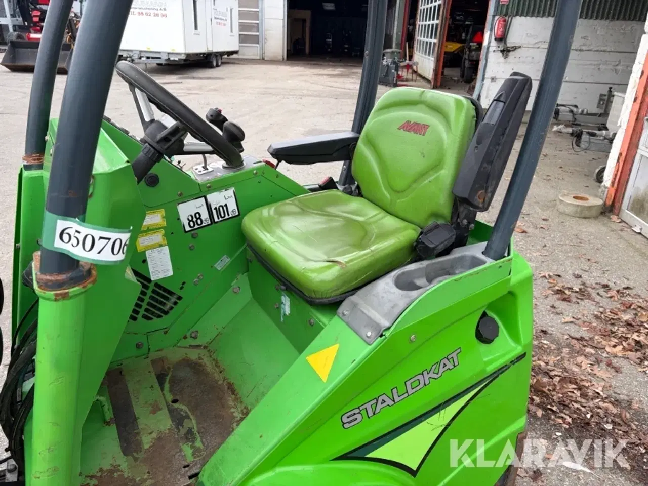 Billede 10 - Minilæsser Avant R28 Staldkat med udskud