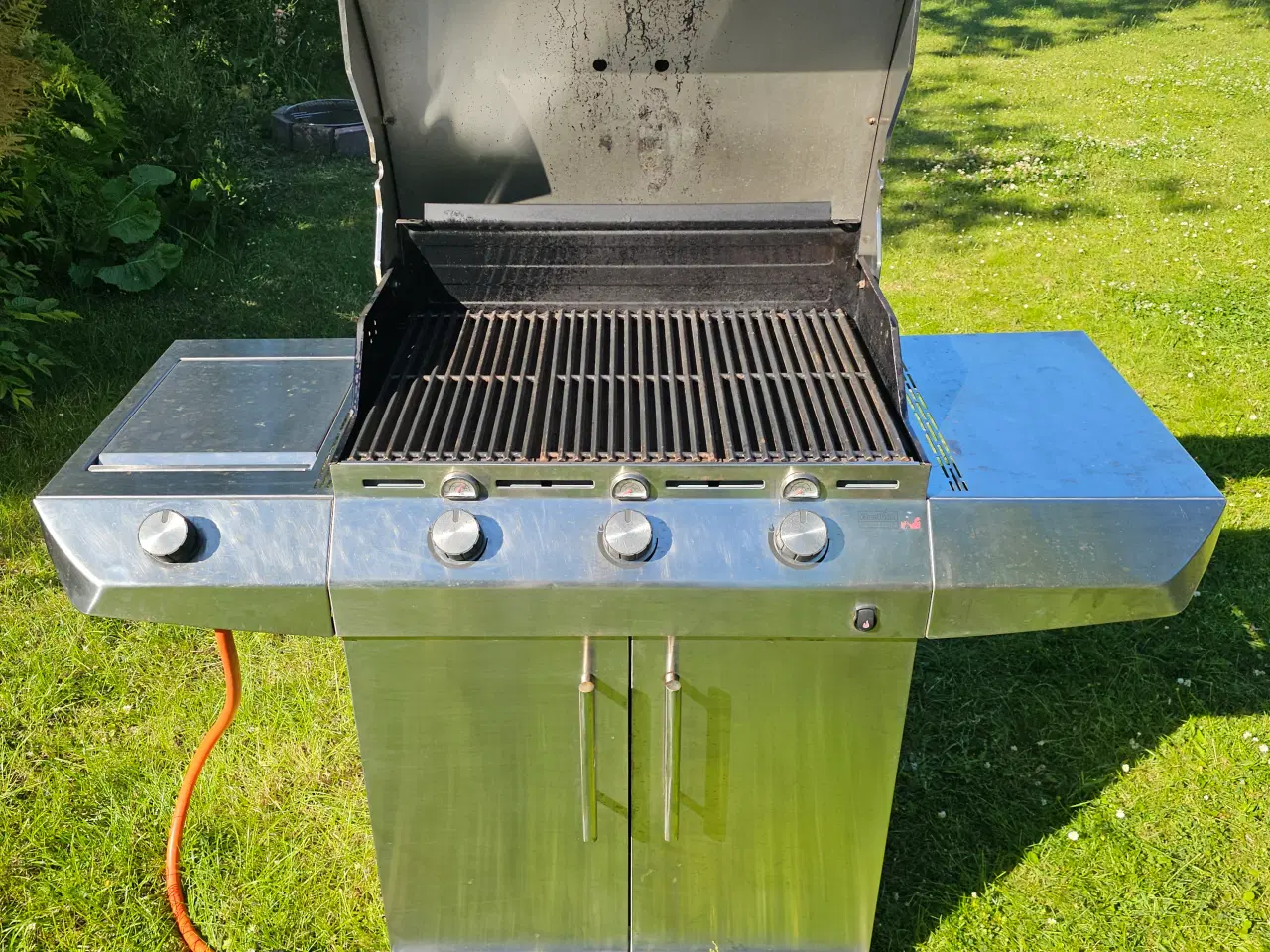 Billede 3 - Stor Char-Broil Performance gasgrill inkl. overtræ