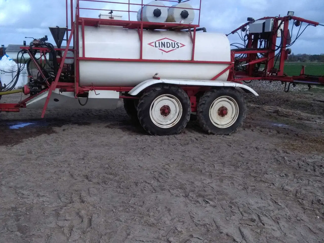 Billede 1 - Lindus 24 m marksprøjte