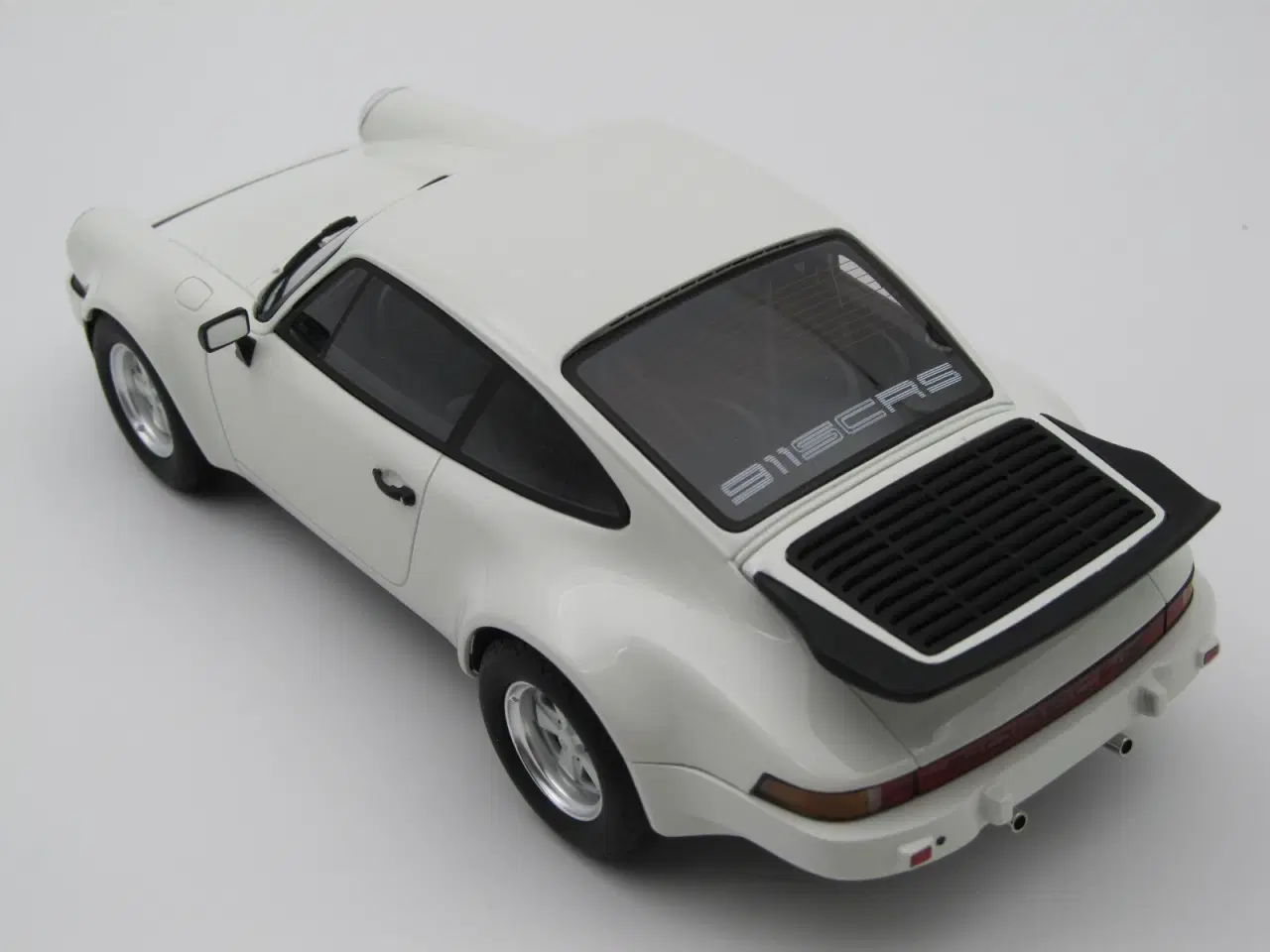 Billede 4 - 983 Porsche 911 SC RS Limited Edition - 1:18  