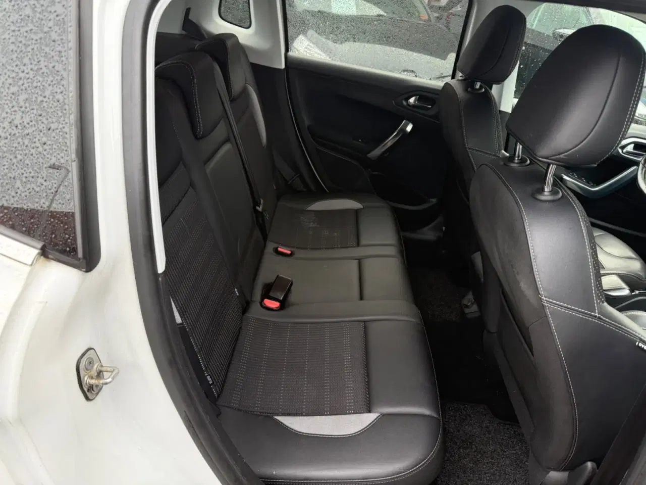 Billede 17 - Peugeot 2008 1,6 BlueHDi 100 Allure