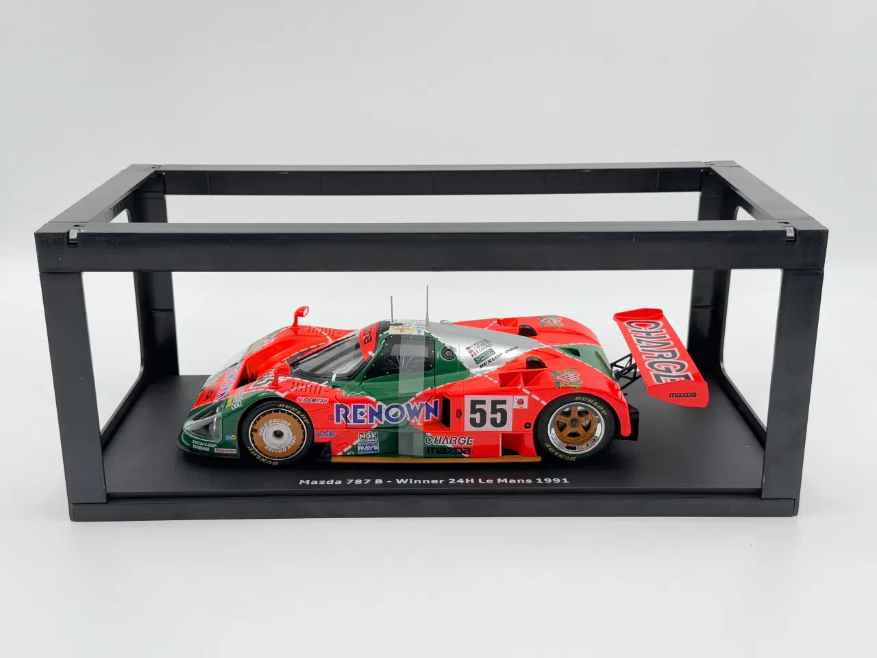 Billede 13 - 1991 Mazda 787B Le Mans (Med skade) 1:18