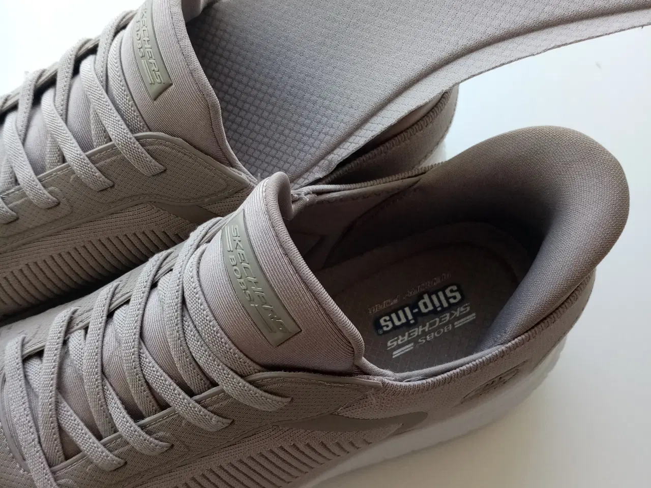 Billede 2 - Helt nye Skechers slip - ins sko nr. 42