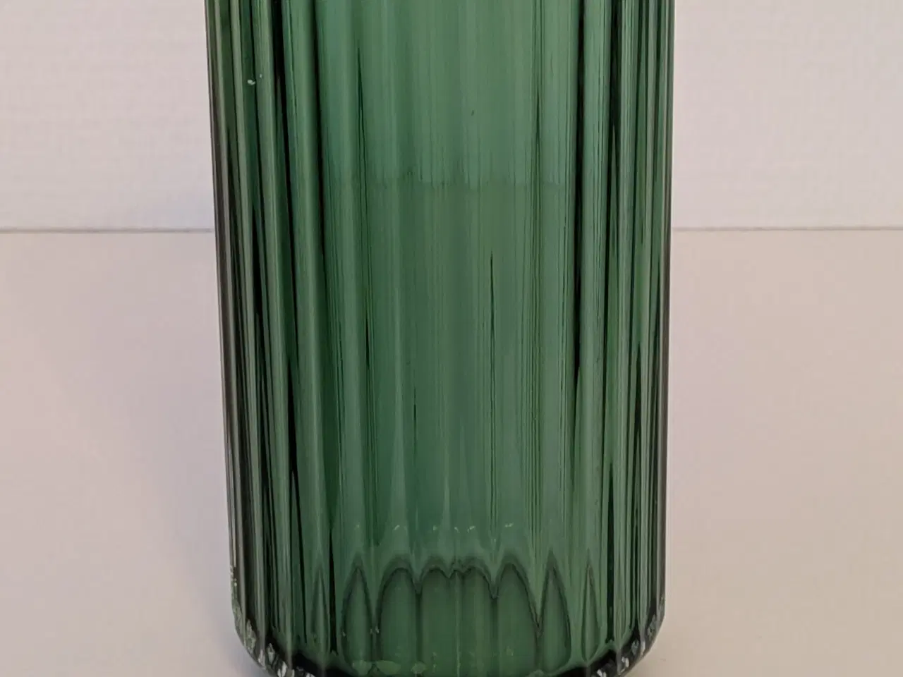 Billede 2 - Lyngby vasen Grøn glas 15 cm