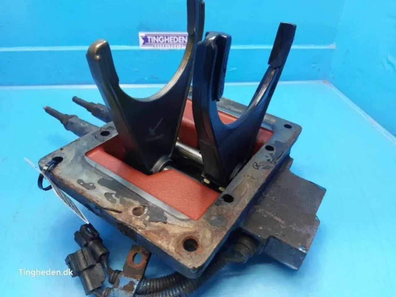 Billede 7 - New Holland 6640 Dæksel F2NN7211AA