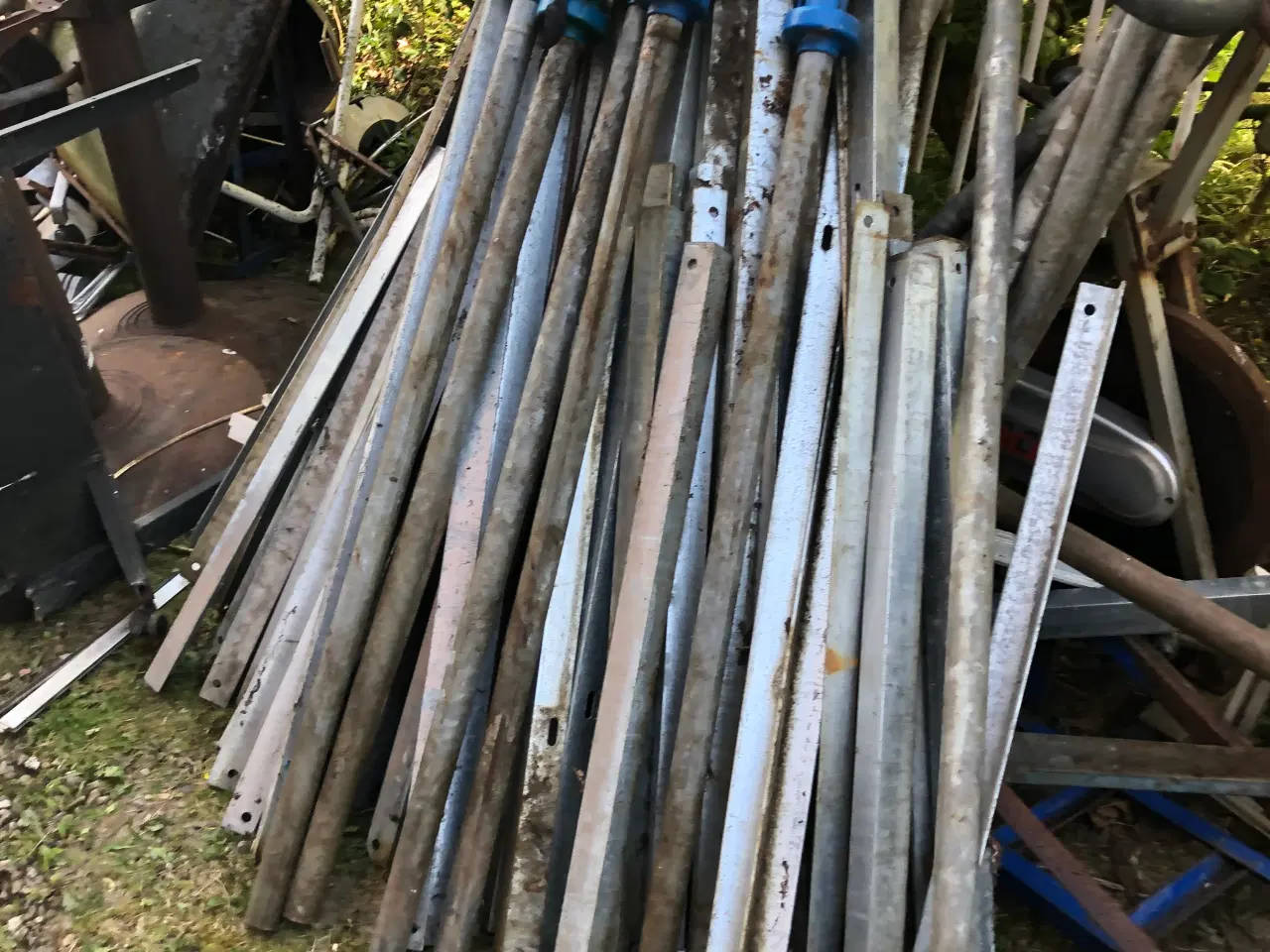 Billede 1 - Kom og hent Gratis Gammelt jern