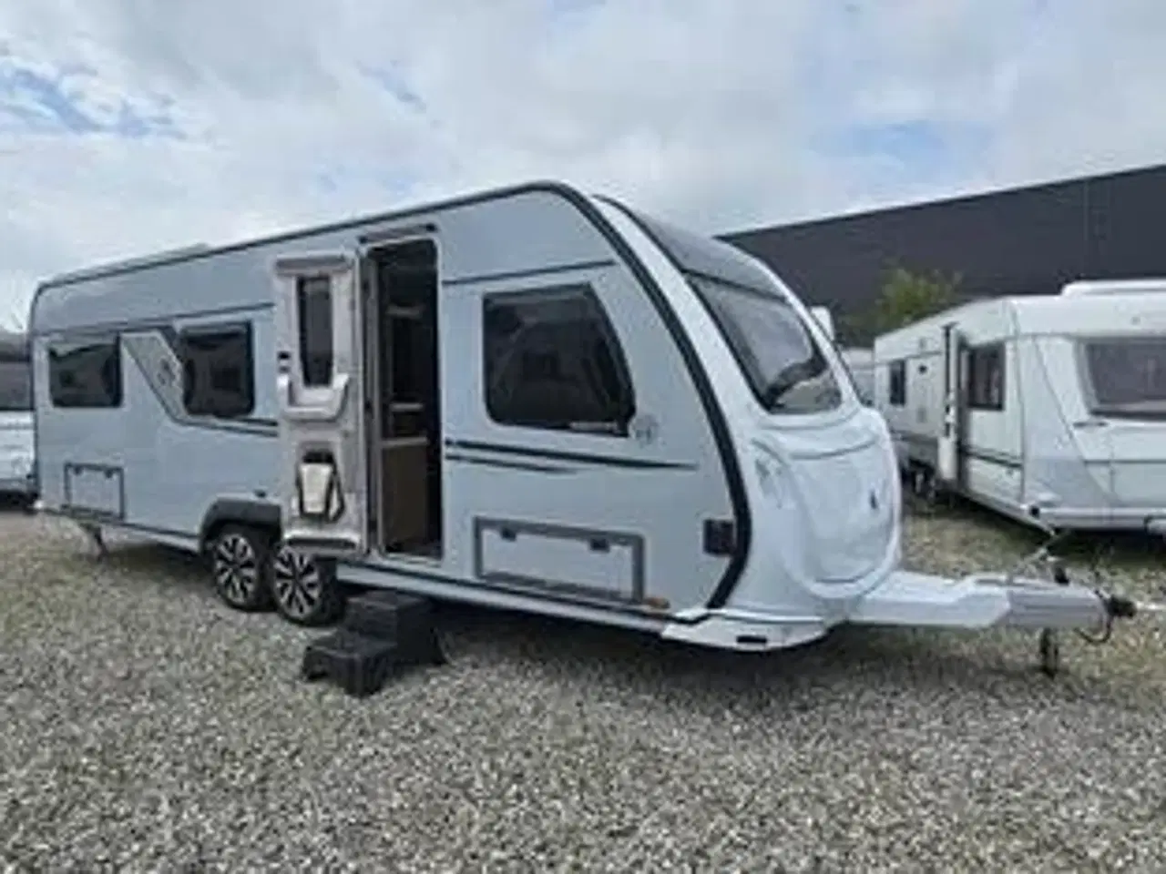 Billede 1 - Knaus SÜDWIND Scandinavian Selection 650 UDF - EFTERÅRTILBUD  Mover Kr: 1.- Spar 25.017