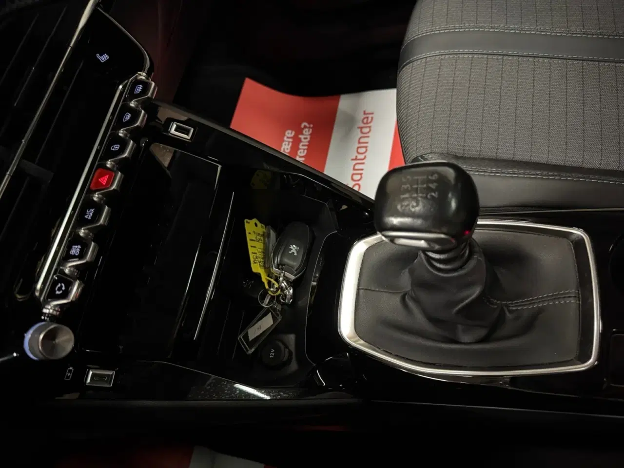 Billede 11 - Peugeot 208 1,5 BlueHDi 100 Allure Sky