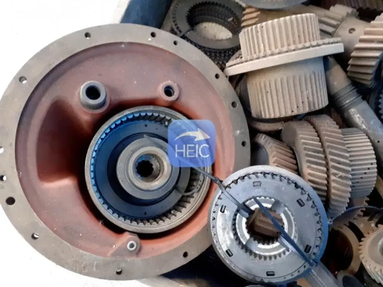 Billede 9 - New Holland 60 Serie Gearkasse dele