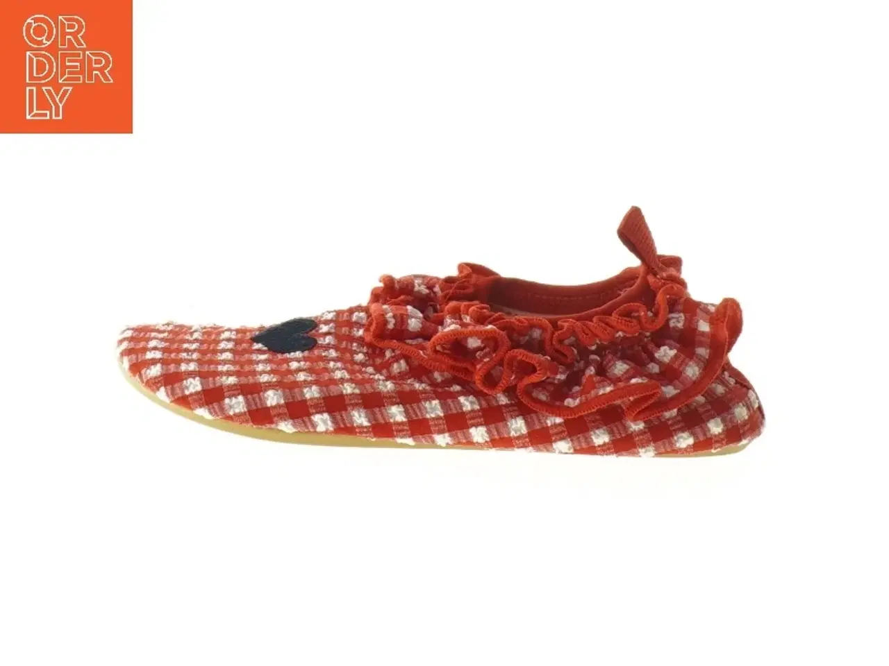 Billede 1 - Børnesko med ternet mønster (str. 26-27 )