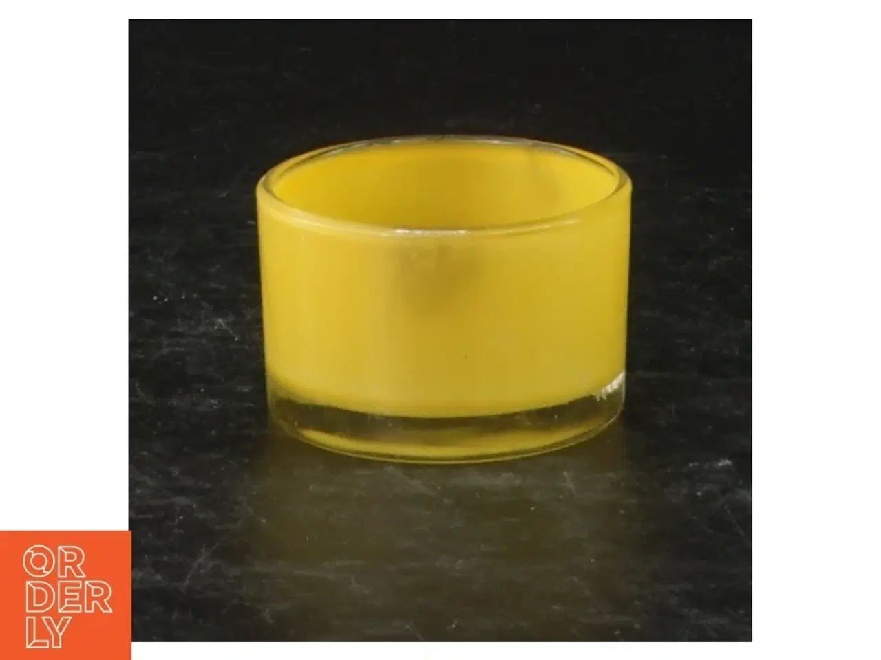 Billede 1 - Farvede glas skåle (str. 5 cm. 4 styk)