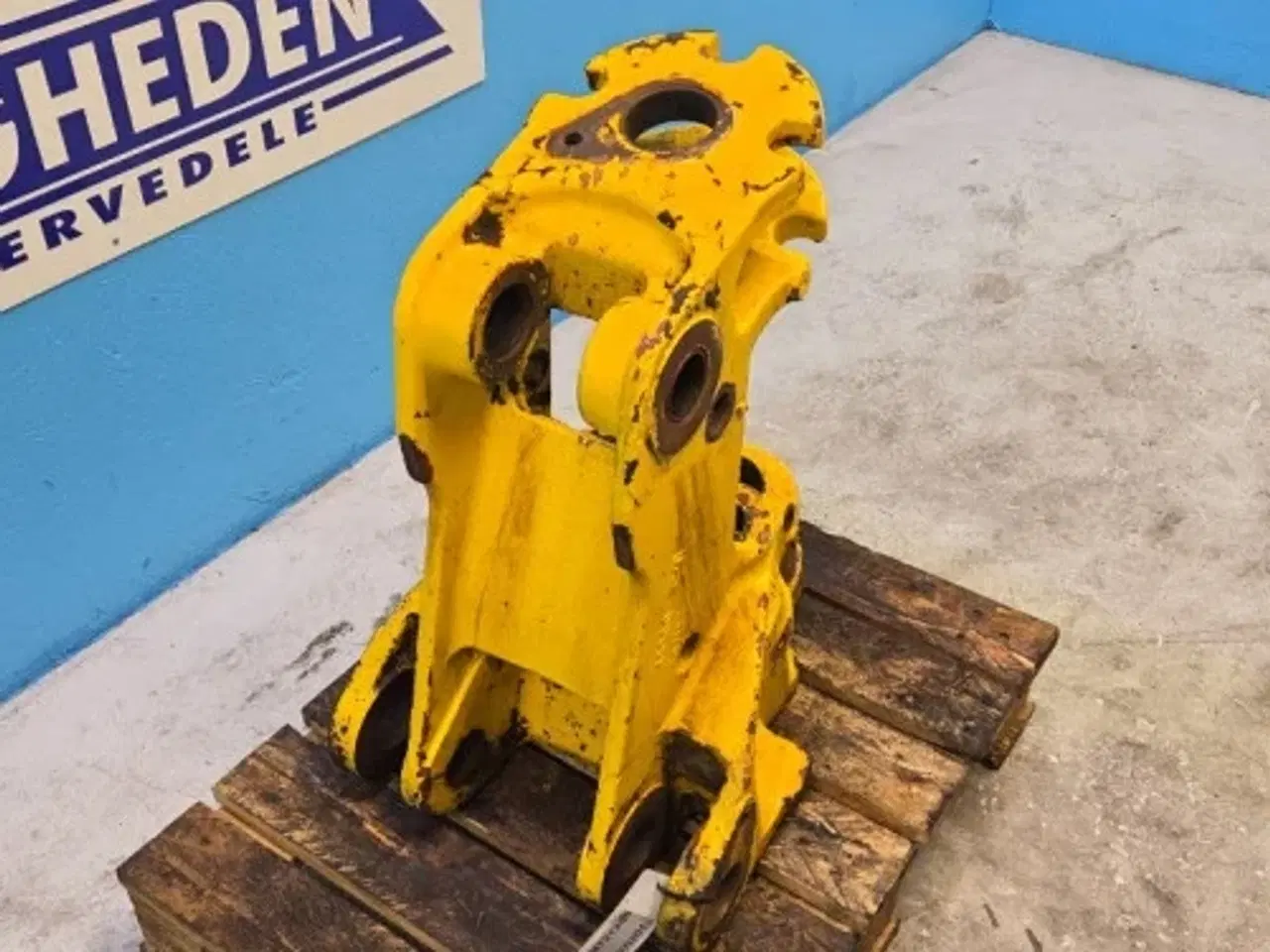 Billede 7 - New Holland LB115B Beslag 85803623