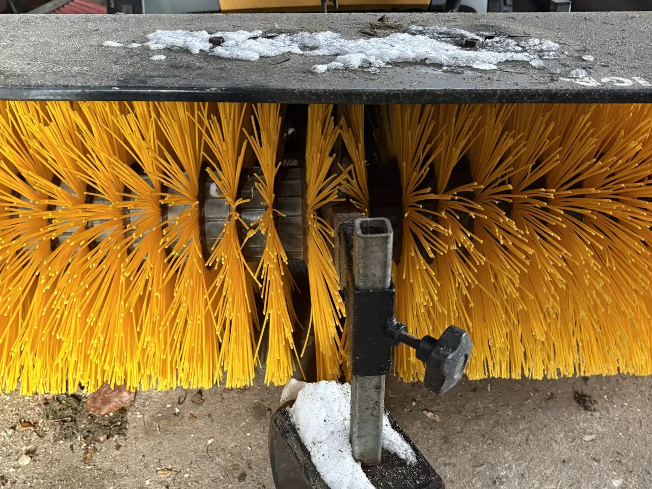 Billede 1 - Stiga Fejekost