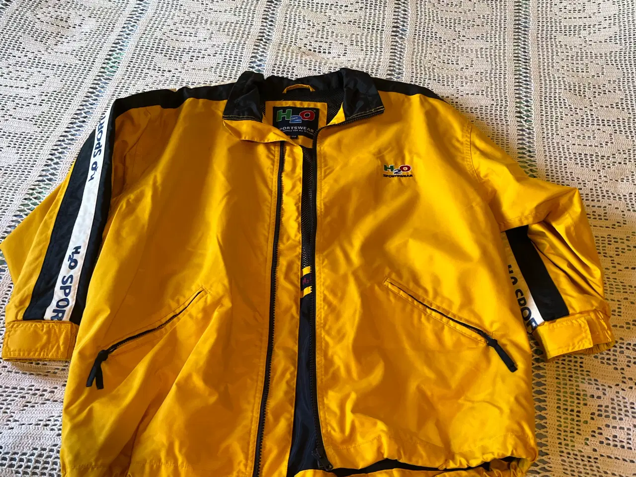 Billede 6 - Jakke H2O sport str. 152