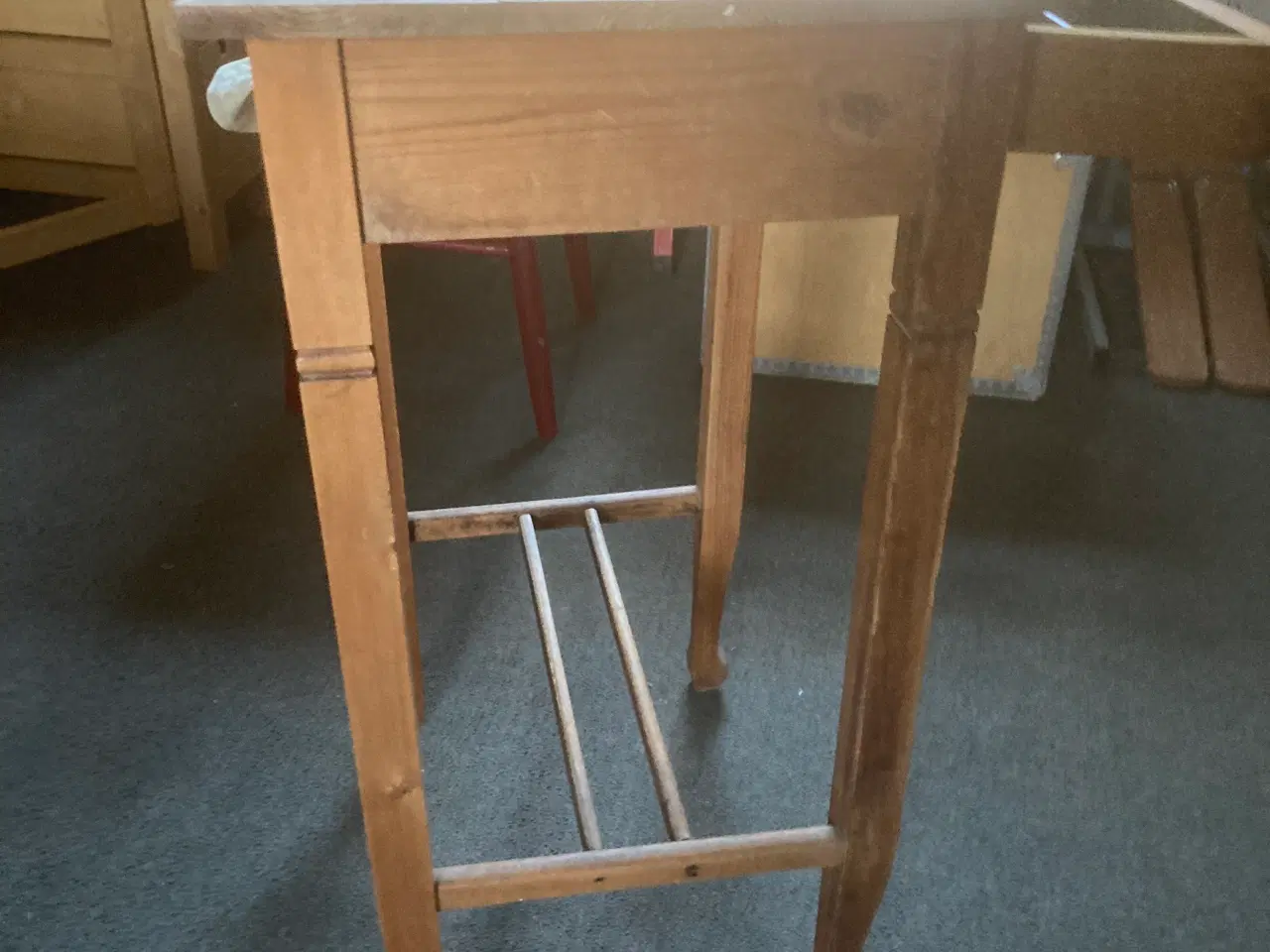 Billede 2 - Lille sybord