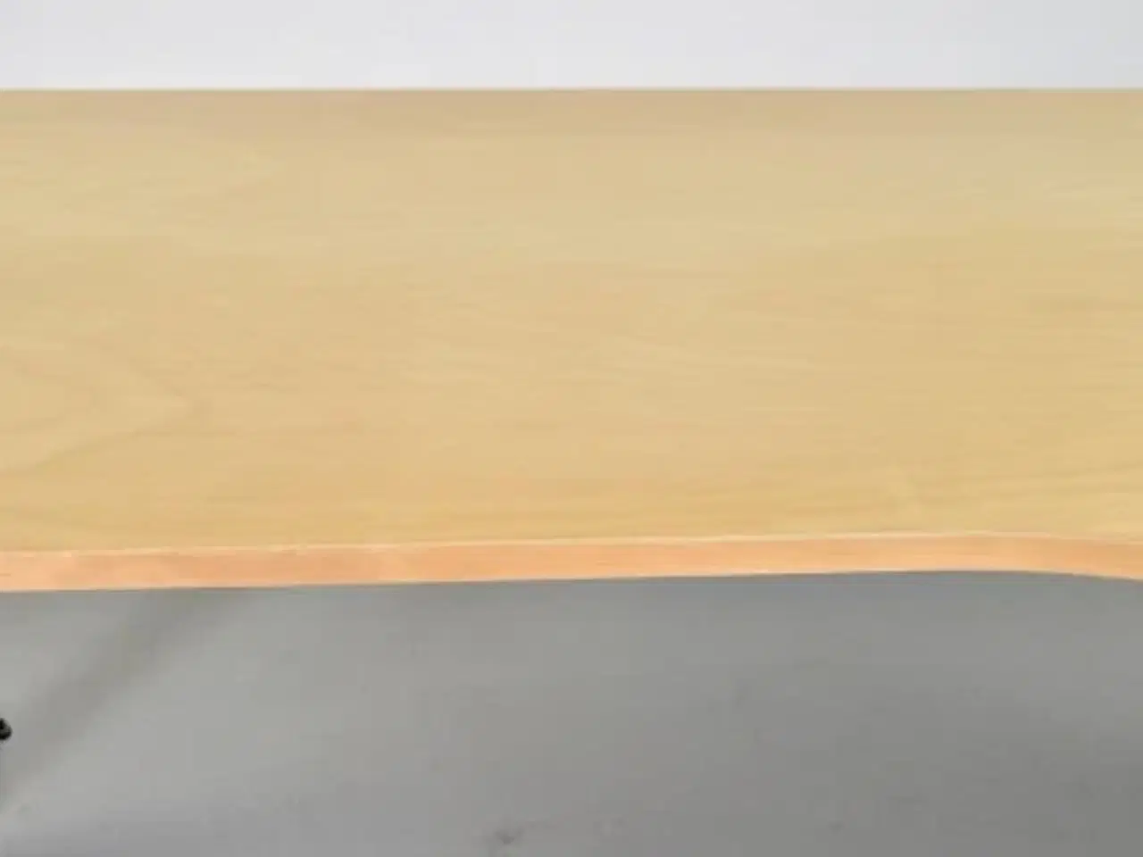 Billede 9 - Efg hæve-/sænkebord i ahorn med højresving, 200 cm.