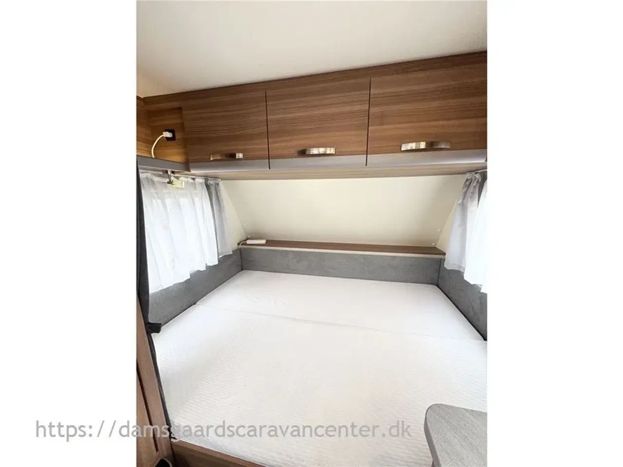 Billede 16 - 2018 - Weinsberg CaraOne 390 QD   Dobbeltseng-Gulvtemp.-Mover-Telt