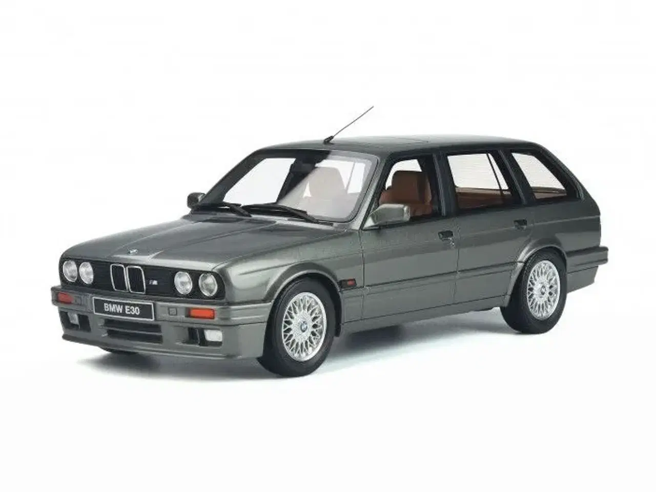 Billede 1 - 1991 BMW 325i M Pack 1:18  Type: E30 Touring  