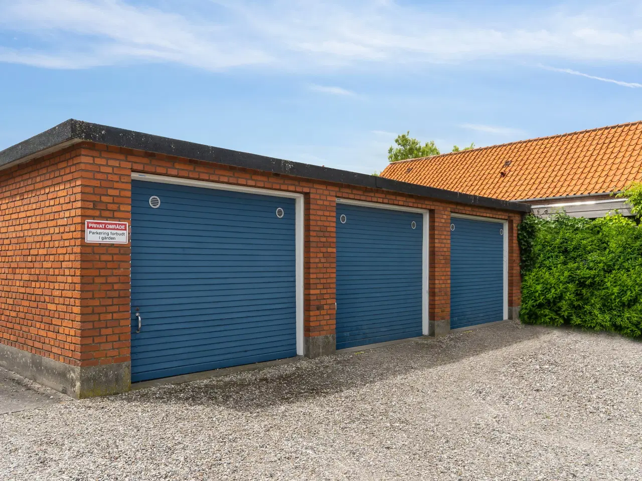 Billede 2 - 🚗 GARAGE til leje – Odense M v. Rosengårdcenter