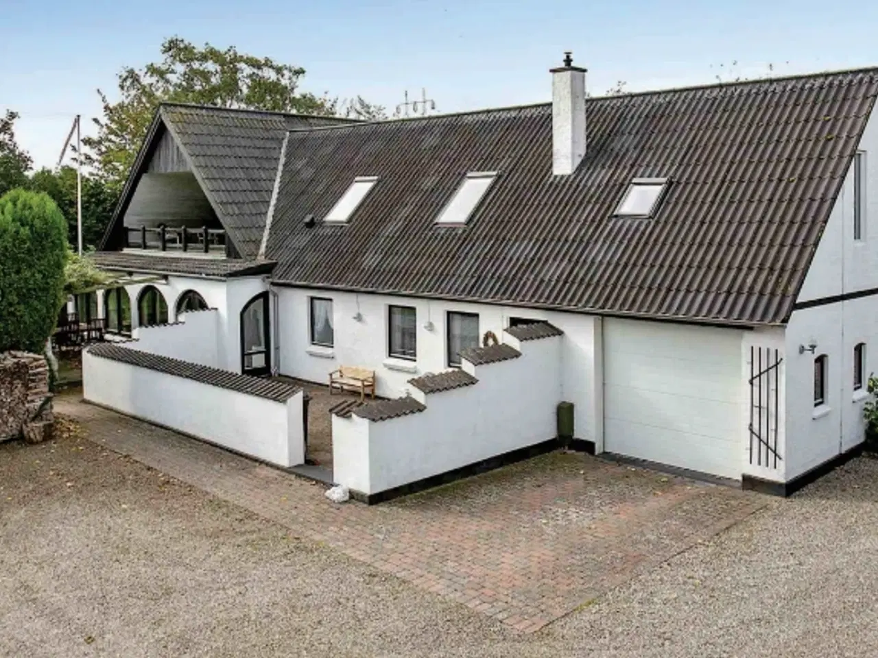 Billede 2 - Dejlig rummelig ejendom med plads til alle.