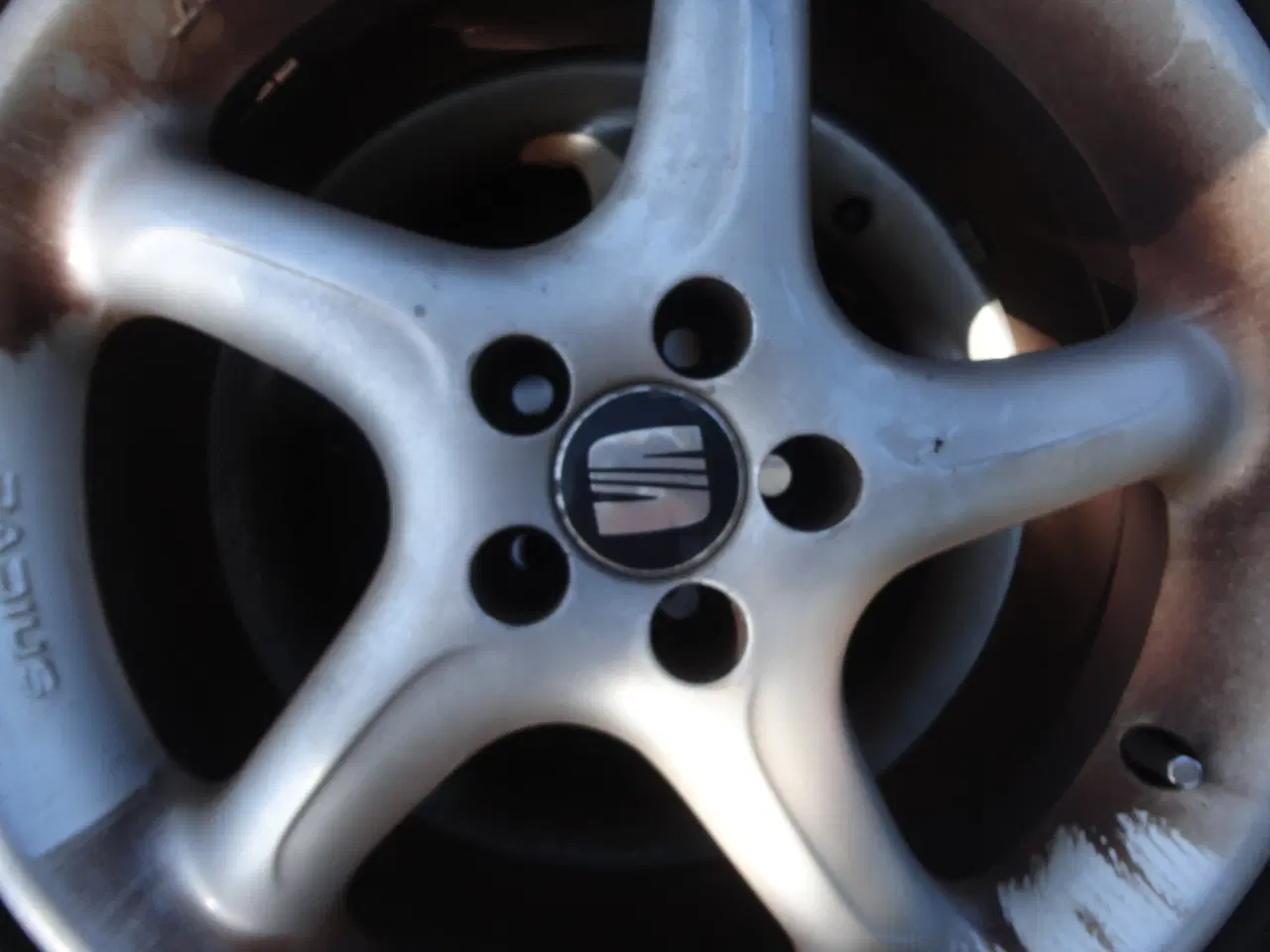 Billede 6 - SEAT - Fælge med Michelin dæk  :
