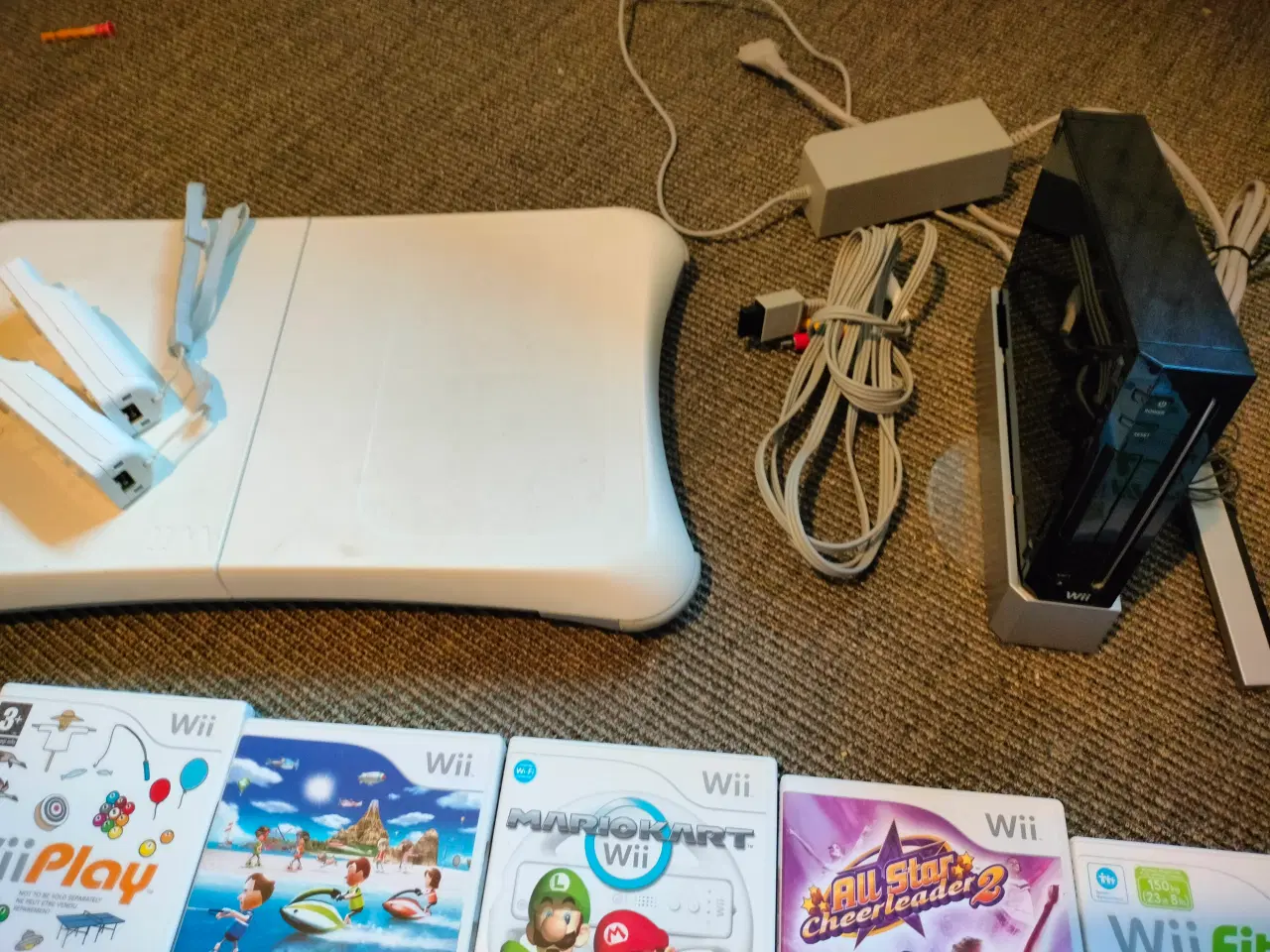 Billede 1 - Wii konsol og masser tilbehør 