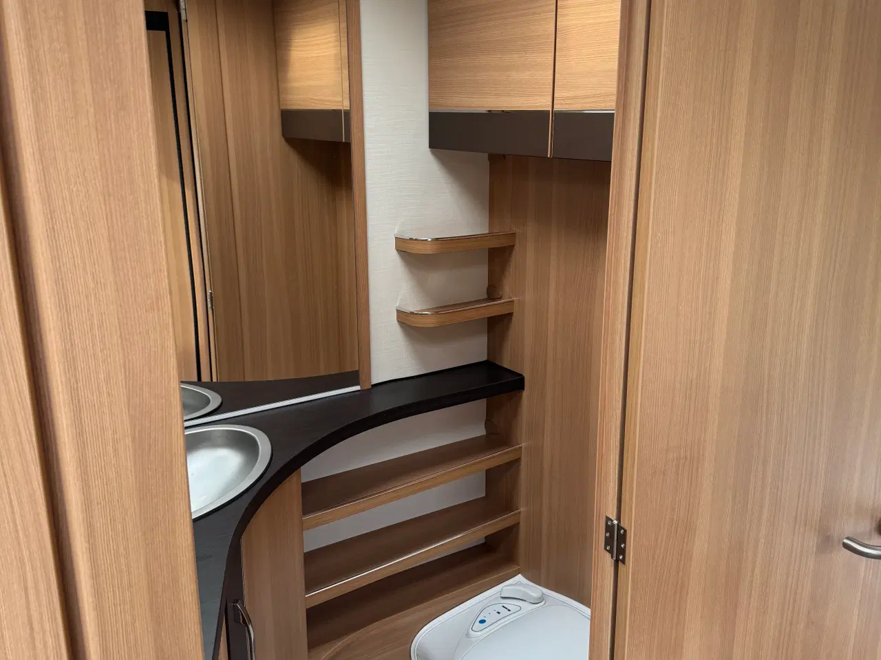 Billede 8 - CAMPINGVOGN som ny